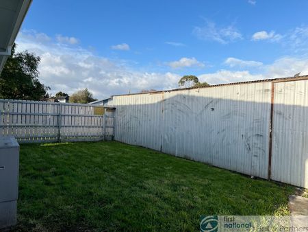 21 Bittern Drive, Endeavour Hills - Photo 3