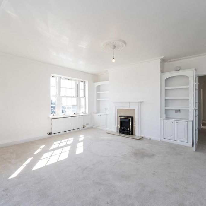 3 bedroom flat to rent - Photo 1