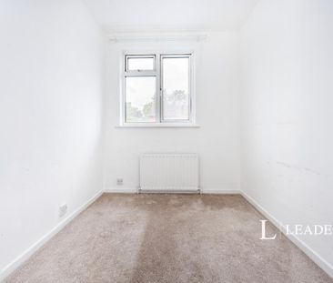 2 bedroom end of terrace house to rent - Photo 4