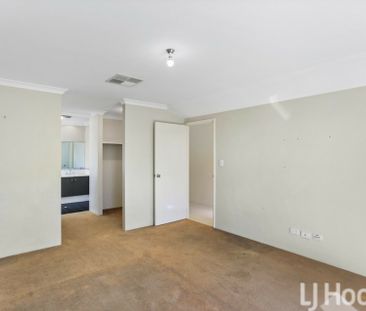 Spacious Family Living in Sought-After Halls Head - Photo 5