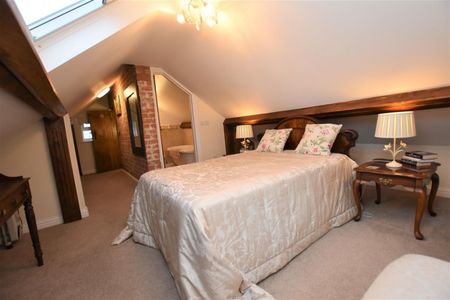 The Cider House Cottage, Dymock Road, Ledbury - Photo 2