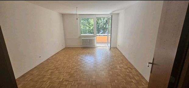 Schöne helle 2-Zimmer Wohnung mit Balkon - Photo 1