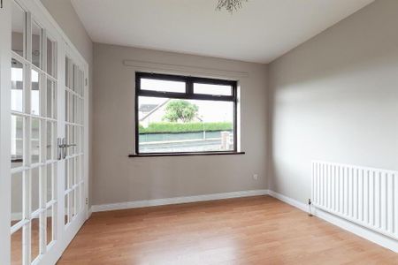 21 Regent Avenue, Carrickfergus, BT38 7TY - Photo 4