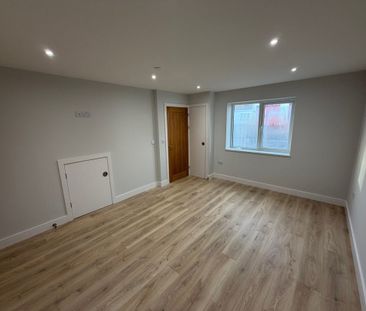 West Street, Gorseinon, SWANSEA - Photo 2