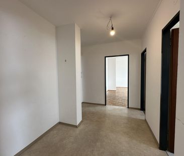 2-Zimmerwohnung im DG in Top-Lage im 8. Bezirk (auch als WG geeignet) - Photo 3