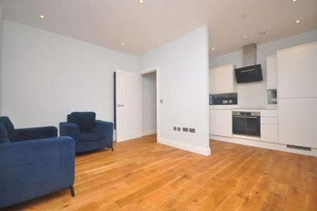 1 bedroom flat to rent - Photo 2