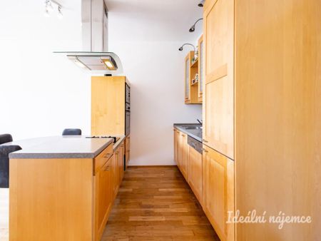 Pronájem bytu 3+kk 56 m2 - Fotografie 5
