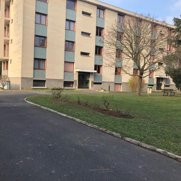 Location Appartement 3 pièces 75m² - Photo 1