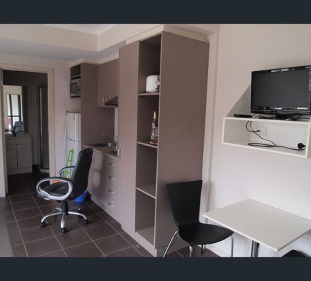 201/133 Droop Street, Footscray, Vic 3011 - Photo 2