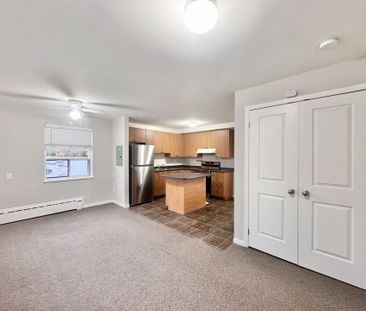 For Lease - 25 Paisley Boulevard Unit# Unit 5A, Mississauga, Ontario - Photo 1