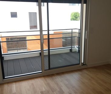 Location Appartement 2 pièces 42m² ST JEAN DE BRAYE 45800 - Photo 2