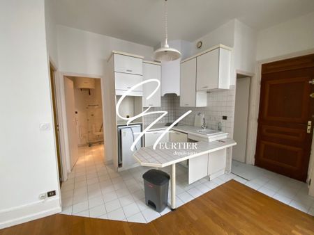 Grenoble - Appartement T2 - Idéalement situé - Photo 5