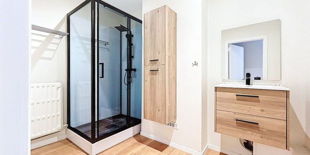 Gelijkvloers app. te huur in Elsene voor € 1.390 met 1 slaapkamer - Foto 1