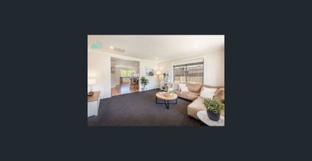 Newly Renovated in a Quiet Court Location! - Photo 3