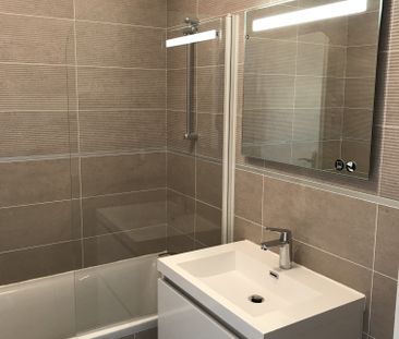 Location Appartement 2 pièces 44m² CONFLANS STE HONORINE 78700 - Photo 2