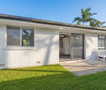 2/42 Sarawak Ave, Palm Beach QLD 4221 - House For Rent | Domain - Photo 6