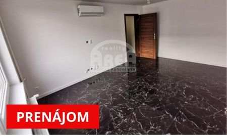 Na prenájom štýlový 2- izbový byt, sídlisko Juh, Michalovce - Fotografia 5
