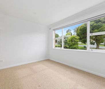 Character on Cambridge - Photo 2