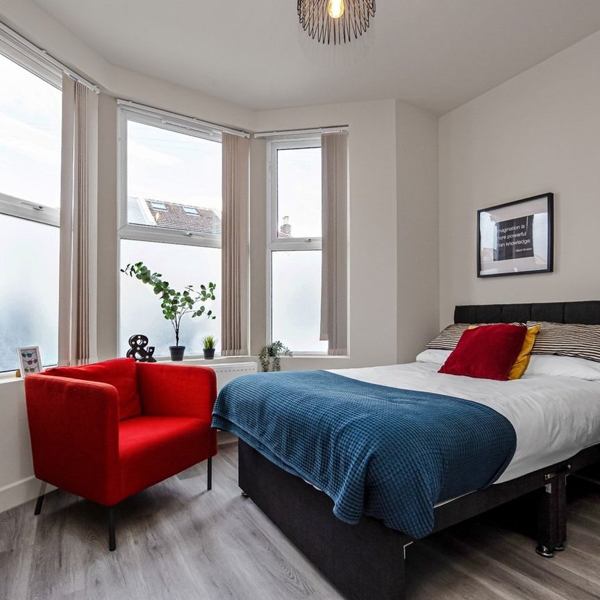 Room in a Shared House, Carmichael Road, SE25 - Photo 1