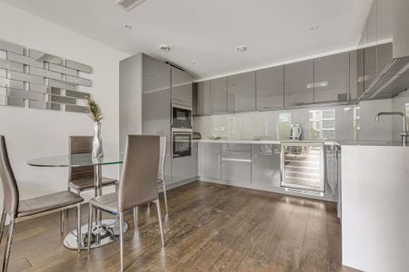 2 bedroom flat to rent - Photo 3