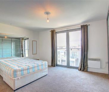 2 bedroom penthouse to rent - Photo 1