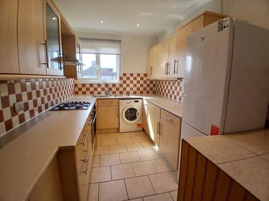 2 bedroom maisonette to rent - Photo 1