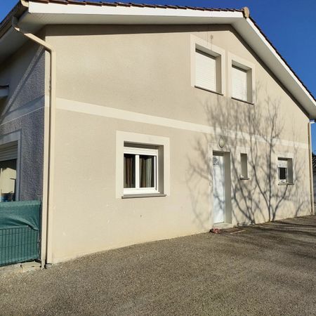 Location Maison 3 pièces 74 m2 à Saint-Jean-d'Illac - Photo 3