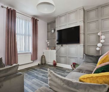 2 Bed Terraced House, Avon St, CV2 - Photo 2