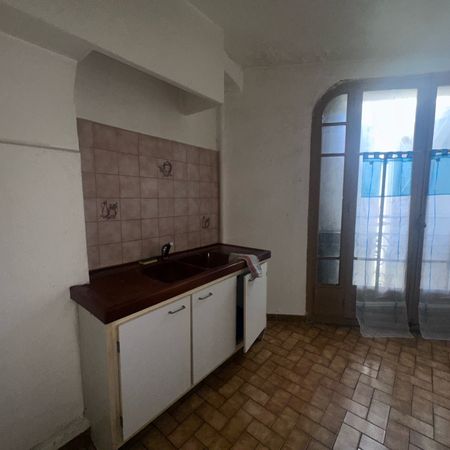 Location Appartement 2 pièces 39m² TOULON 83000 - Photo 3