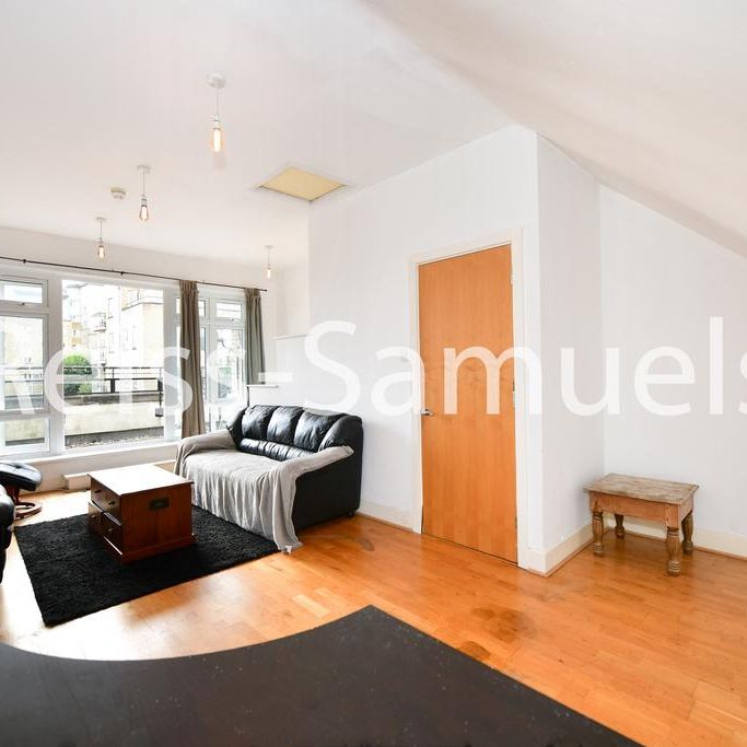 6 bedroom terraced house to rent - Photo 1