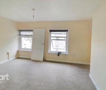2 bedroom end of terrace house to rent - Photo 5