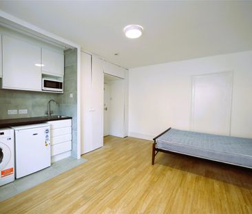 Coleridge Road, N4, London - Photo 5