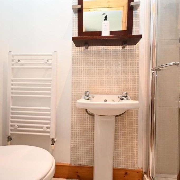 Apt 1, 1-6 Woodville Mews, Lurgan, BT66 6ST - Photo 1