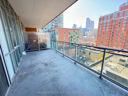 Vu Condos and Lofts , #710 - Photo 5