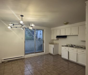 Grand 5 1/2 à Louer à Longueuil - Photo 2