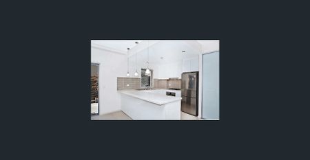 Conveniently Located Apartment in the Heart of Dundas - Photo 4