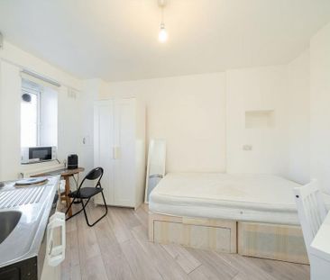 Studio to rent - Photo 4