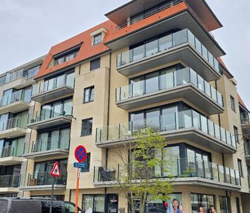 Appartement te huur in De Panne voor € 950 met 2 slaapkamers - Foto 1