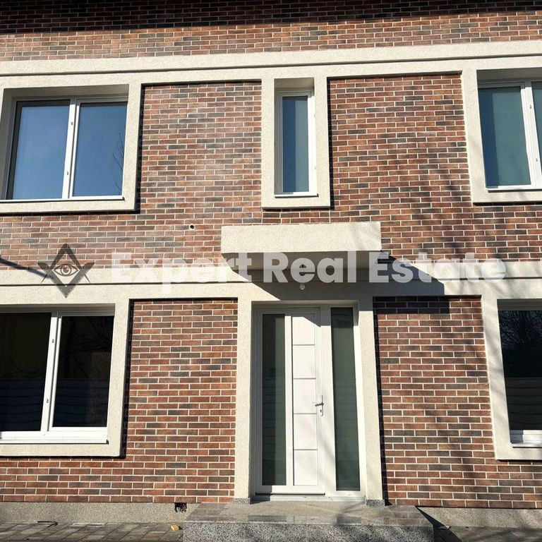 VILA NOUA-5 CAMERE-PRIMA INCHIRIERE-OTOPENI CENTRAL - Fotografie 1