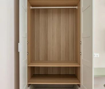 Carrer dAragó, Barcelona, Catalonia 08011 - Photo 2