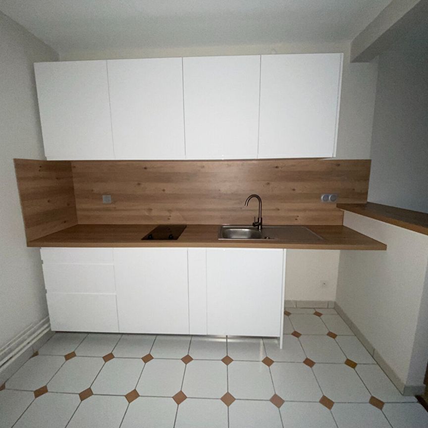 LAVAL, appartement T2 de 46 m² au 1er étage - Photo 1