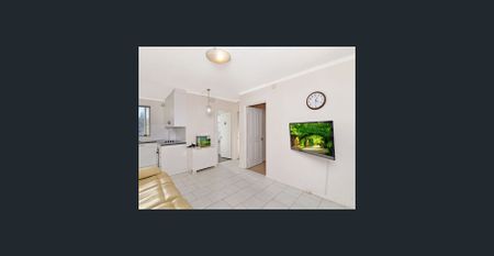 Great Location 2 Bedroom in MASCOT - Photo 4