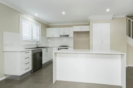 Three Bedroom Home - Photo 3