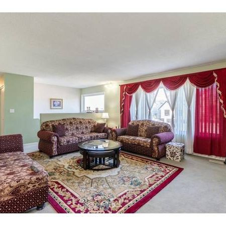 5 Bedroom West Abbotsford House - Photo 1