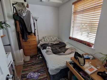 6 Bed Terraced House, Coleman Street, BN2 - Photo 5