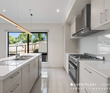 Privacy, Space & Modern Comfort - Photo 5