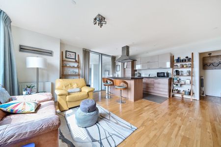 3 Laban Walk, London, SE8 - Photo 2