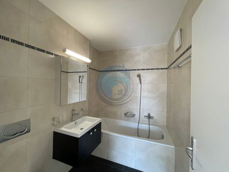 MAGNIFIQUE APPARTEMENT DE 4,5 PIÈCES - Photo 4