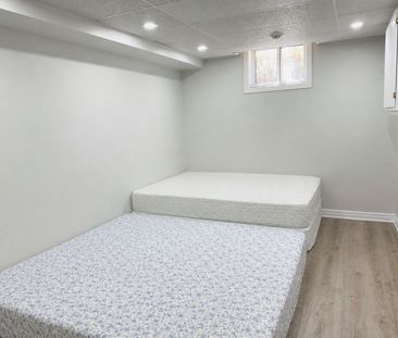 For Lease - 25 Griffiths Dr Drive Unit# B, Brant, Ontario - Photo 2