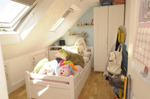 4 bedroom semi-detached house to rent - Photo 1